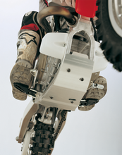 Load image into Gallery viewer, Aluminum Skid Plate ﾗ Skid Plate
